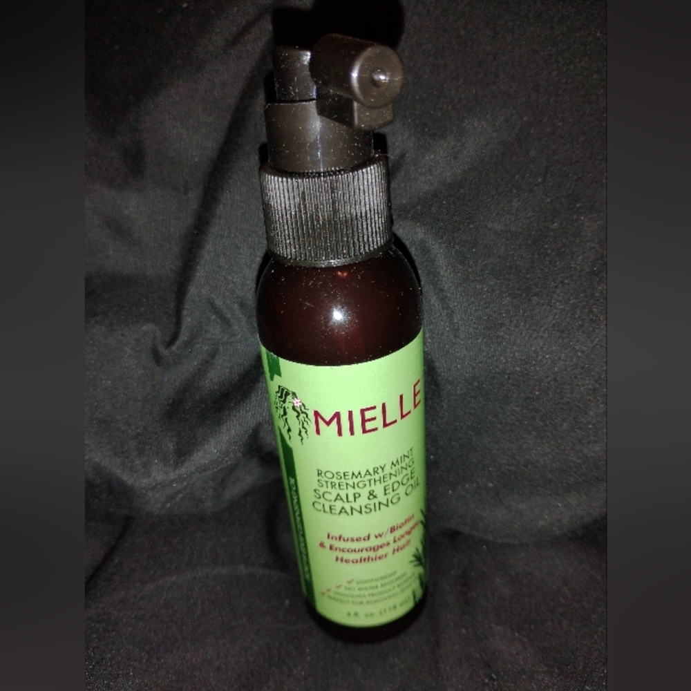Mielle Rosemary Mint Scalp & Hair Oil